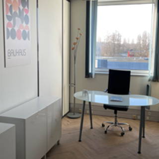 Bureau privé 17 m² 2 postes Location bureau Avenue de Norvège Villebon-sur-Yvette 91140 - photo 1